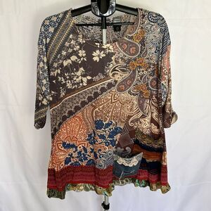 Patchwork Pocket Front Lace Back Tunic Top